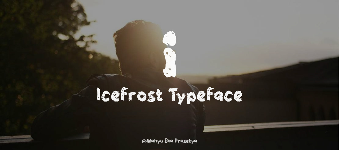 i Icefrost Font