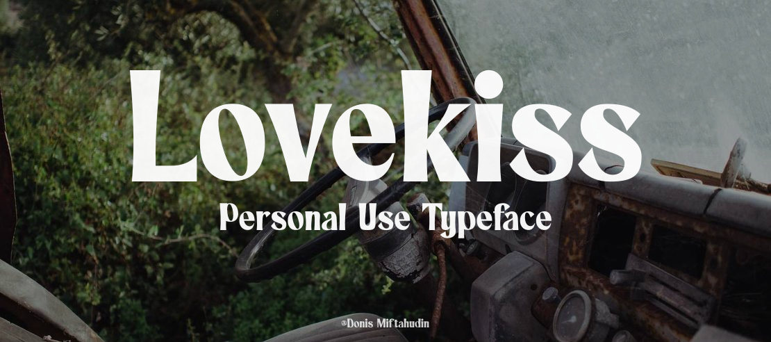 Lovekiss Personal Use Font