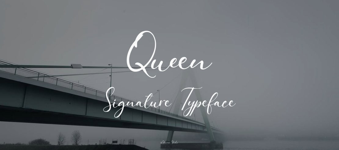 Queen Signature Font Family