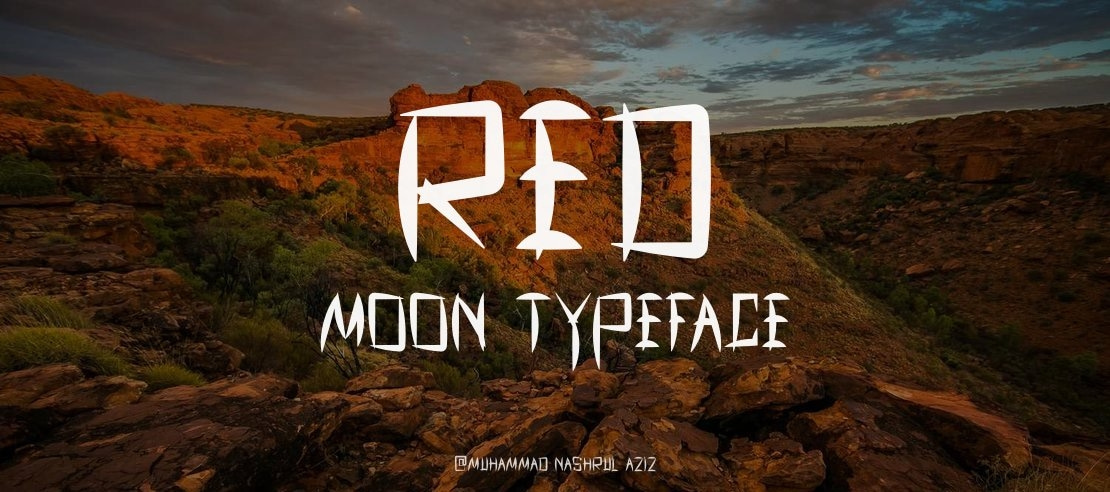 Red Moon Font