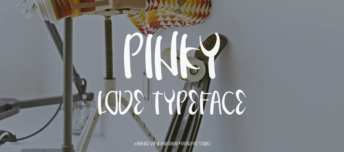 PINKY LOVE Font