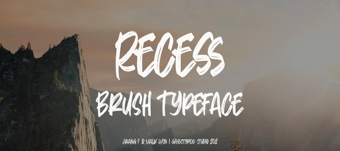 Recess Brush Font